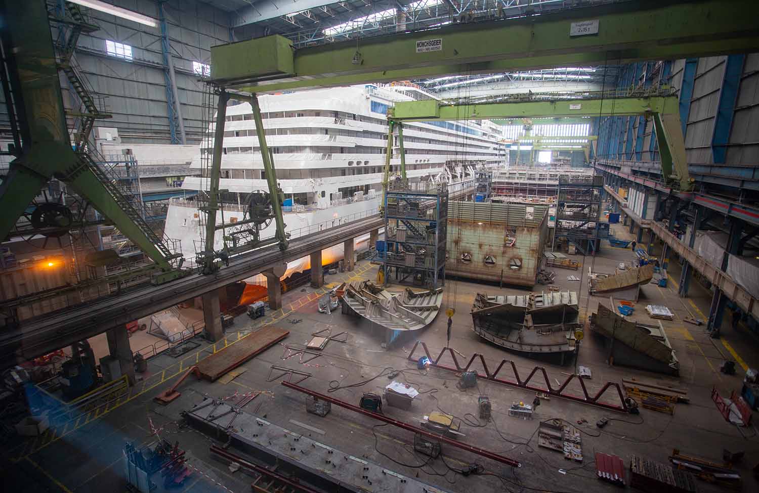 Meyer Werft Papenburg Fertigungshalle