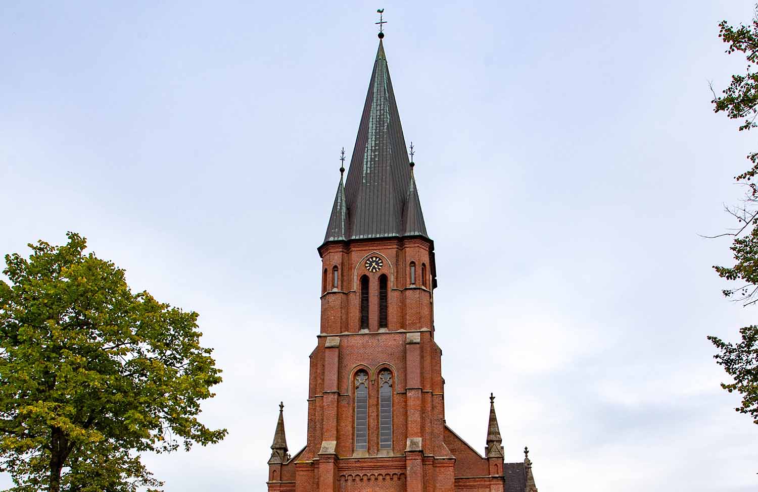 Sankt Antonius in Papenburg Turm