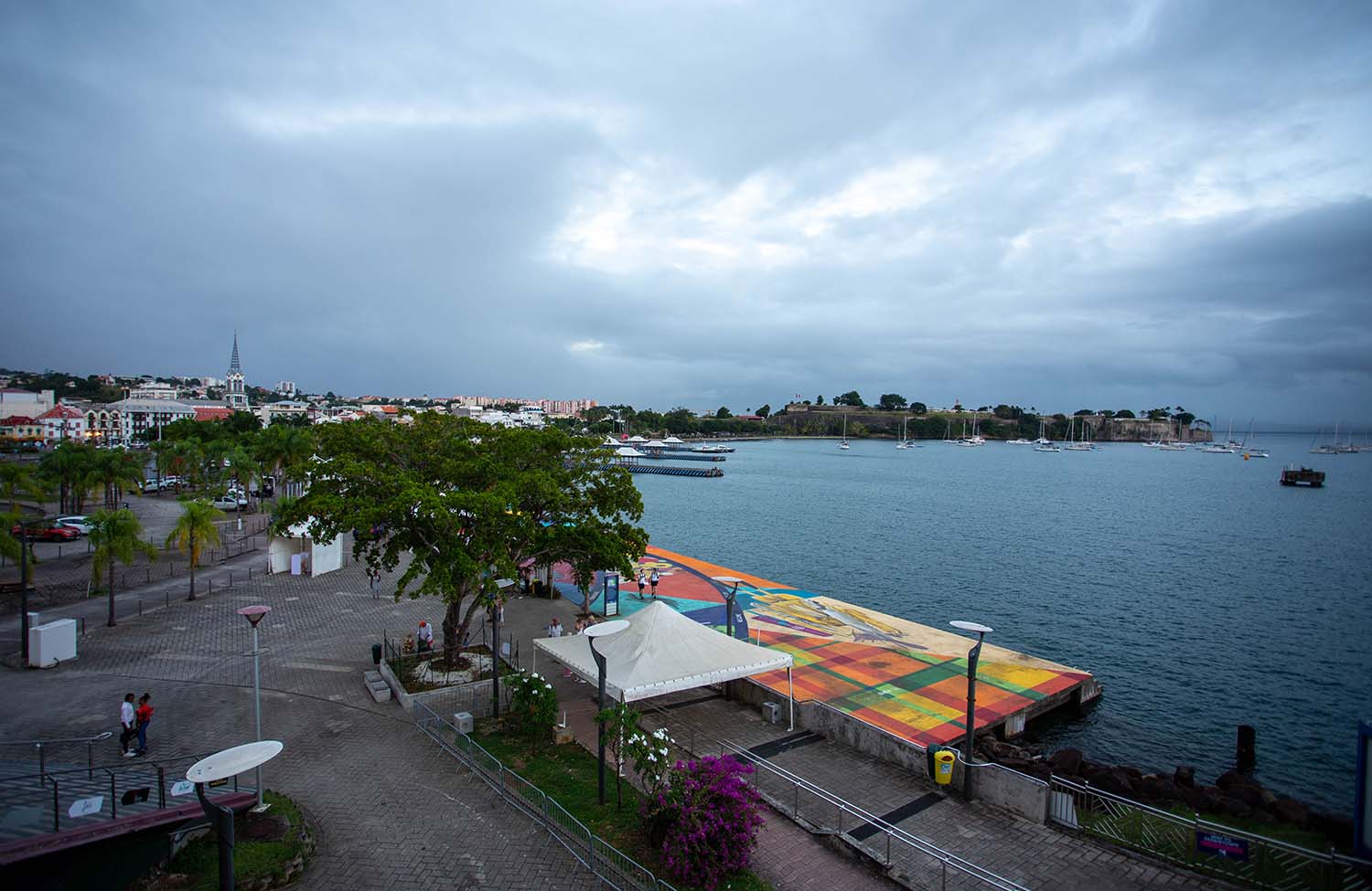 Aussicht Hafenpromenade Fort-de-France