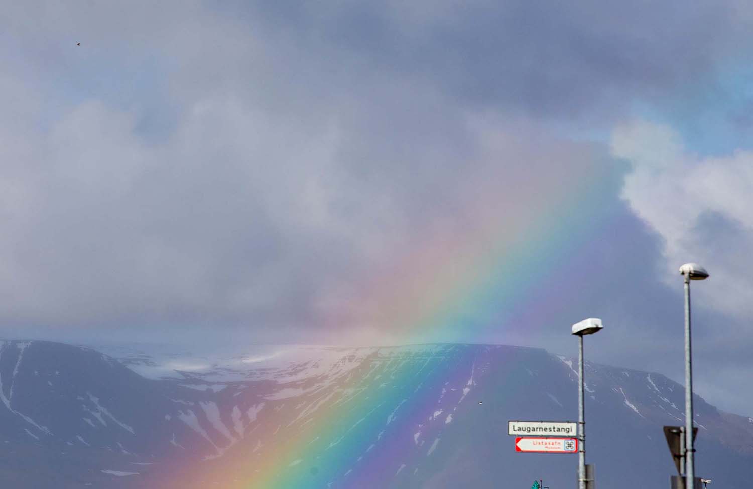 Regenbogen Sculpture and Shore Walk Reykjavik