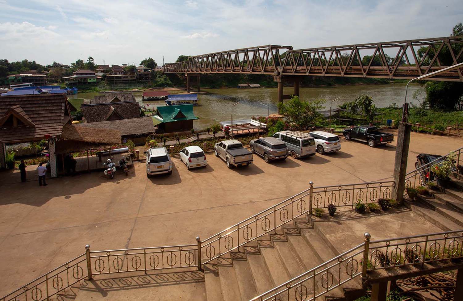 ຂົວທ່າງ່ອນ – Tha Ngon Brücke in Laos