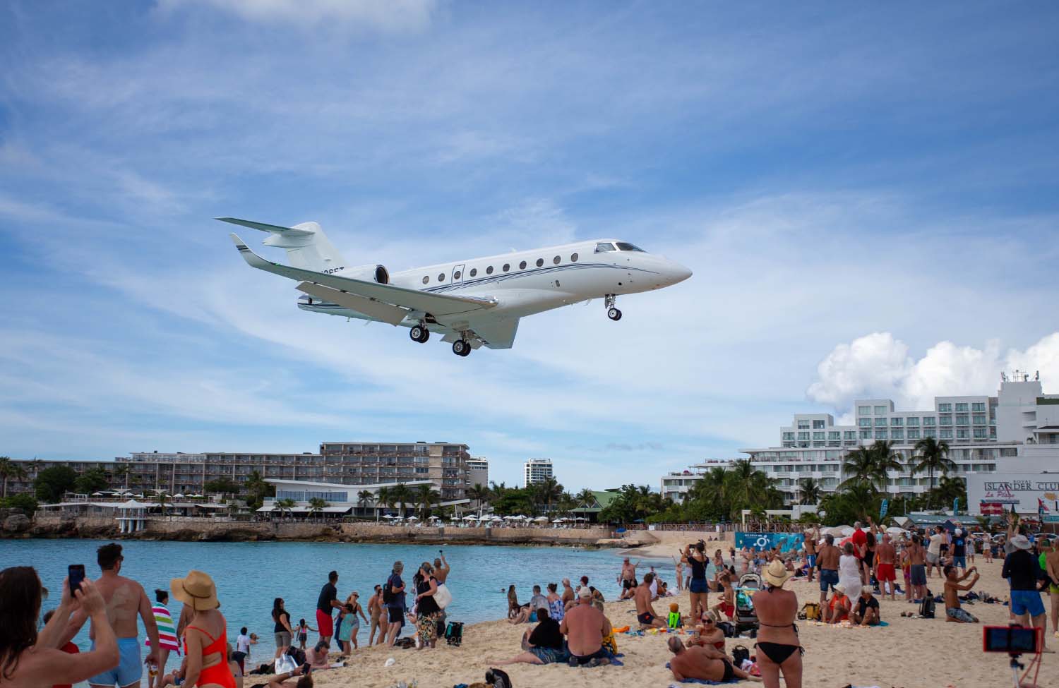 Maho Beach: Flughafen-Strand auf St. Maarten