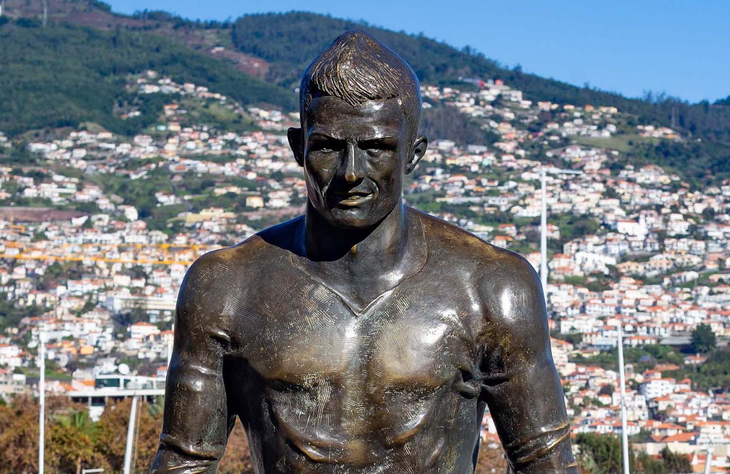 Cristiano Ronaldo Bronzestatue auf Madeira