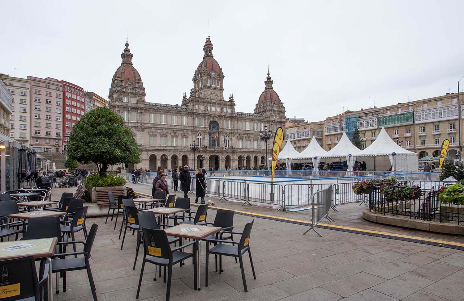 Schlittschuhlaufen vor dem Rathaus in A Coruña